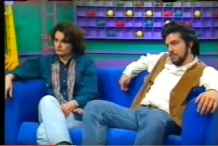 Ο Αλέξης Τσίπρας φόρεσε γιλέκο για να υποδεχθεί τον Μητσοτάκη [εικόνες] | iefimerida.gr 8