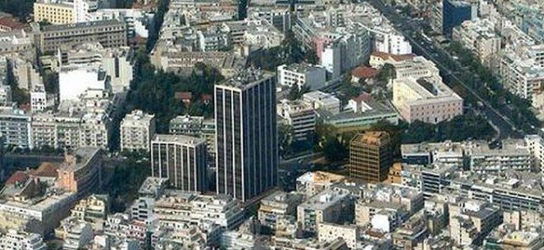 Γωνία Μεσογείων και Β. Σοφίας -Η βίλα που έγινε έκτρωμα [εικόνες] | iefimerida.gr 11