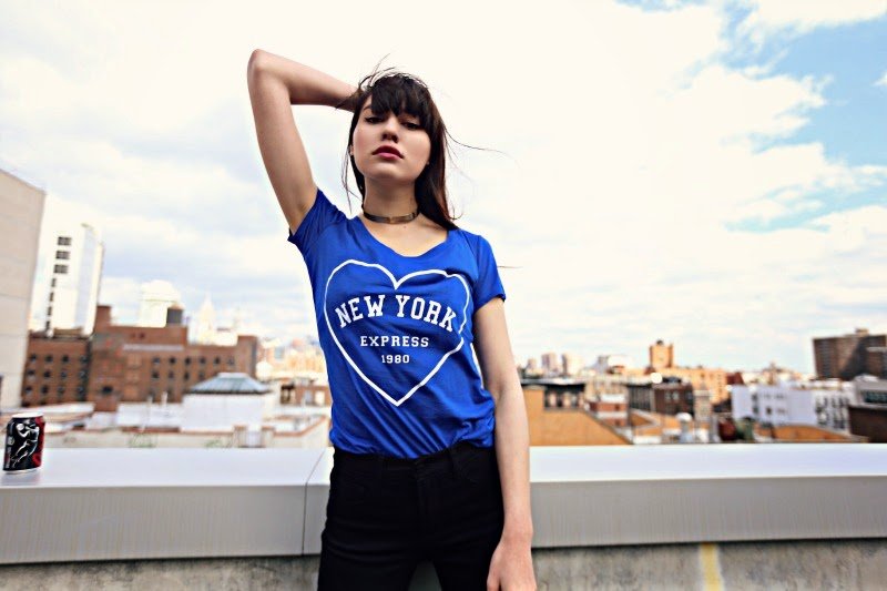 Το τσόκερ είναι πάλι μόδα -Ετσι τo φοράμε σήμερα, αντίγραψε το στιλ [εικόνες] | iefimerida.gr 10