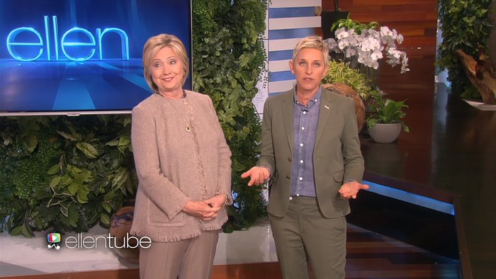 Χίλαρι Κλίντον: Θέλω το κινητό της Κιμ Καρντάσιαν -Βγάζει τέλειες selfie [εικόνες]  | iefimerida.gr 0