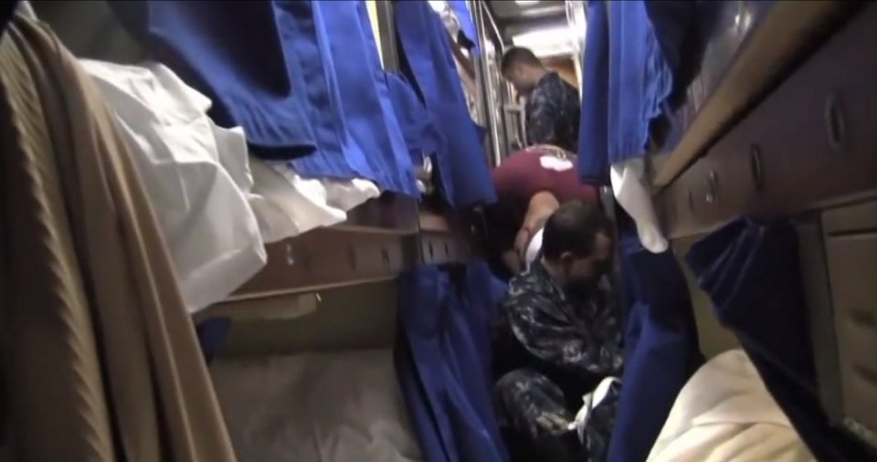 Η ζωή σε ένα υποβρύχιο: Ανθρωποι στριμωγμένοι και απομονωμένοι από τον έξω κόσμο [εικόνες] | iefimerida.gr 2