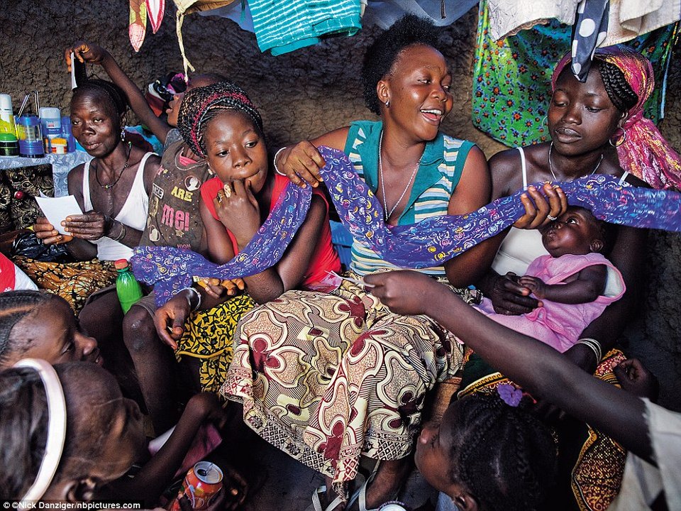 Οι ίδιες γυναίκες πριν και μετά τον πόλεμο -Σοκαριστικές ιστορίες και φωτογραφίες [εικόνες] | iefimerida.gr 1