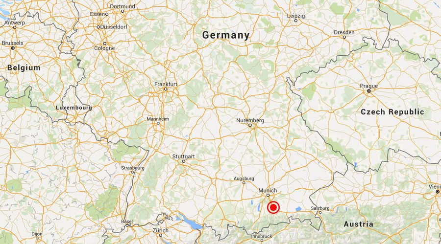 Mετωπική σύγκρουση τρένων στη Γερμανία: 10 νεκροί, 1 αγνοούμενος και 81 τραυματίες [εικόνες] | iefimerida.gr 0