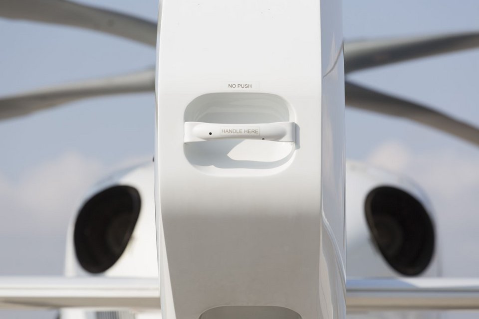 Αυτό είναι το ελικόπτερο που χρησιμοποίησε η Πόλα Ρούπα στην απόπειρα απόδρασης του Μαζιώτη [εικόνες] | iefimerida.gr 5