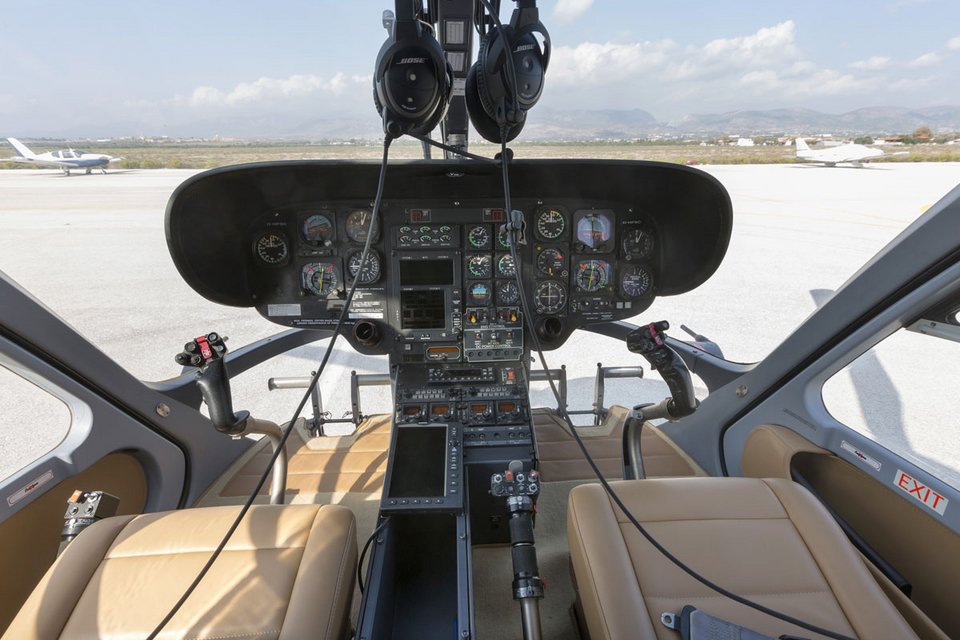 Αυτό είναι το ελικόπτερο που χρησιμοποίησε η Πόλα Ρούπα στην απόπειρα απόδρασης του Μαζιώτη [εικόνες] | iefimerida.gr 8