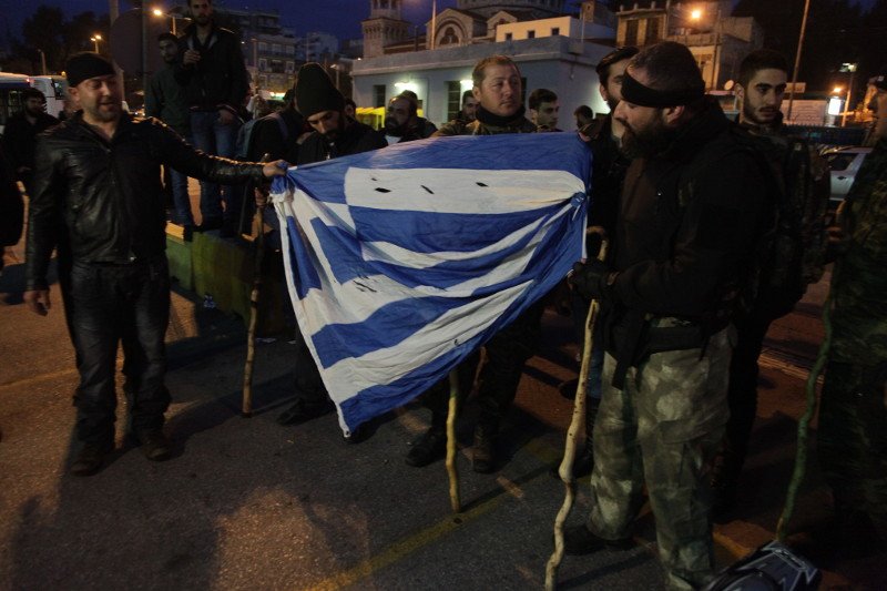 Κατσούνα, σαρίκι και στιβάνια -Τα αξεσουάρ των αγροτών της Κρήτης [εικόνες] | iefimerida.gr 10