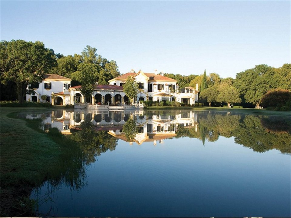 Αυτό είναι το πιο ακριβό σπίτι που πωλείται στην Ελλάδα -Παραθαλάσσια βίλα 23 εκατ. δολαρίων [εικόνες] | iefimerida.gr 1