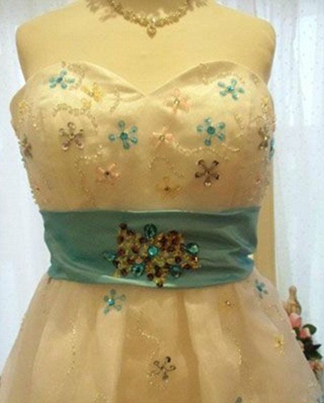 Νύφες που την πάτησαν -Πώς έδειχναν τα νυφικά στο Ιντερνετ και πώς ήταν πραγματικά! [εικόνες] | iefimerida.gr 29