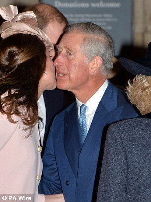 Πώς ένα φιλί φανερώνει το είδος της σχέσης δυο ανθρώπων [εικόνες] | iefimerida.gr 1