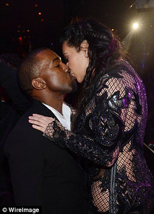 Πώς ένα φιλί φανερώνει το είδος της σχέσης δυο ανθρώπων [εικόνες] | iefimerida.gr 4