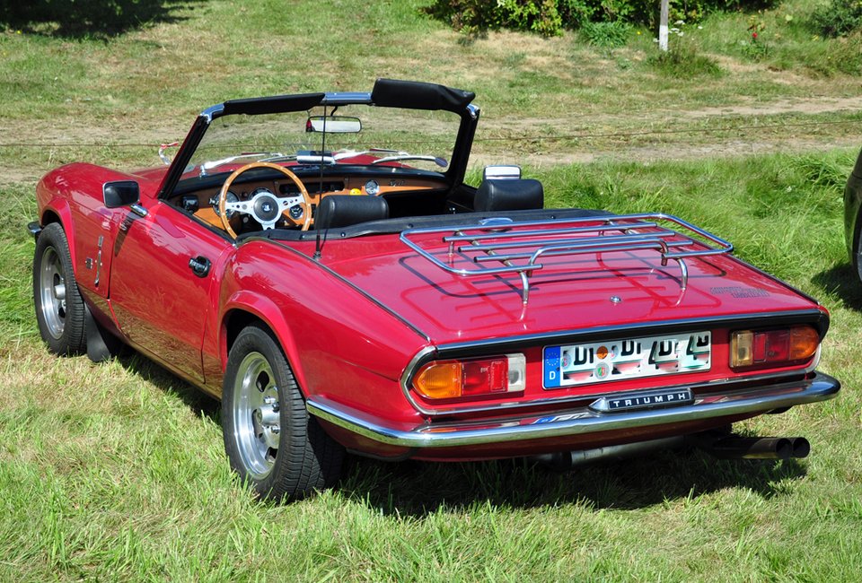 Vintage: Τα 10 αυτοκίνητα που έγιναν θρύλος στην Ελλάδα [εικόνες] | iefimerida.gr 26