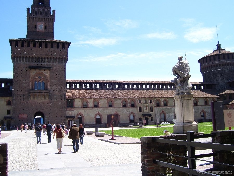 Μη θρησκευτική, λαϊκή τελετή για το τελευταίο «αντίο» στον Ουμπέρτο Έκο [εικόνες] | iefimerida.gr 1