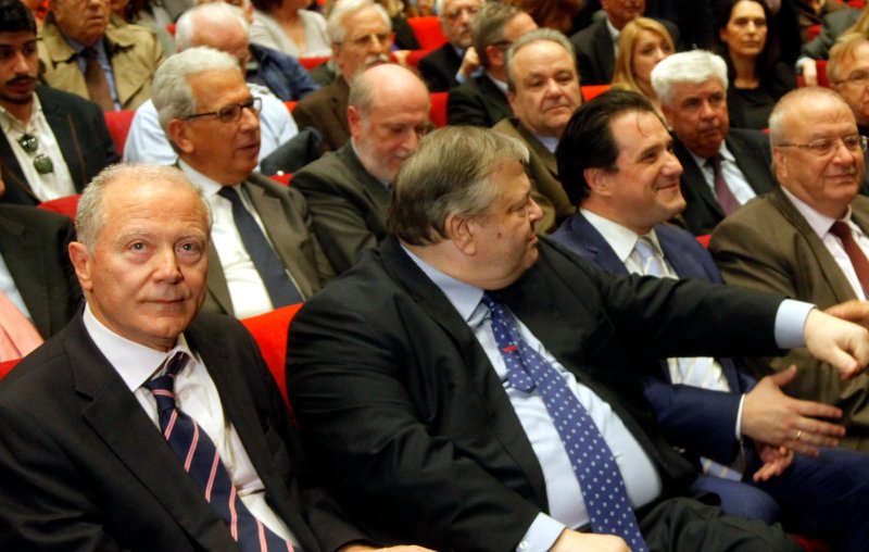 Υπάρχει λύση στο ελληνικό πρόβλημα; Πώς απαντούν Βενιζέλος, Κατρεμέρ, Προβόπουλος, Χωμενίδης | iefimerida.gr 4