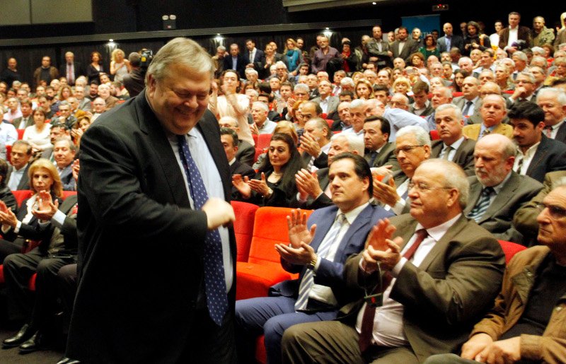 Υπάρχει λύση στο ελληνικό πρόβλημα; Πώς απαντούν Βενιζέλος, Κατρεμέρ, Προβόπουλος, Χωμενίδης | iefimerida.gr 1