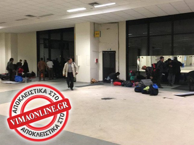 Αυτοσχέδια «hotspots» για πρόσφυγες σε Πεδίον του Αρεως, Ελληνικό και Πειραιά [εικόνες] | iefimerida.gr 8