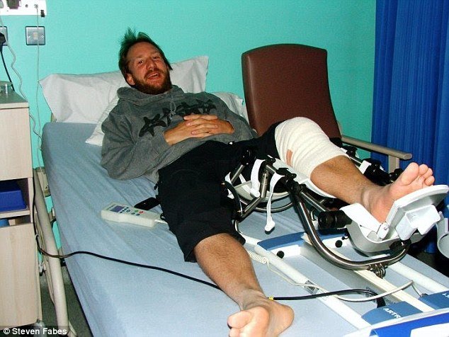 Ο γιατρός των 6 ηπείρων - Παράτησε το Λονδίνο και γύρισε όλο τον κόσμο με ένα ποδήλατο [εικόνες] | iefimerida.gr 4