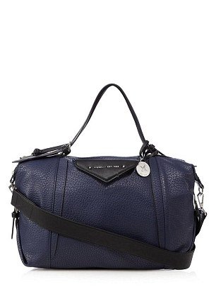 Από Celine μέχρι Givenchy- Τσάντες που είναι ίδιες (και πάμφθηνες) με αυτές των μεγάλων οίκων [εικόνες] | iefimerida.gr 5