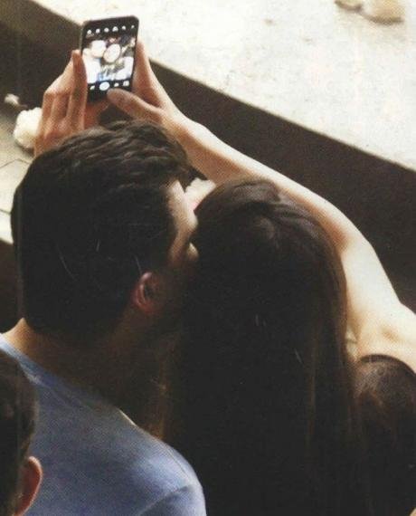 Νέος έρωτας για την Εύη Βατίδου -Καυτά φιλιά σε νυχτερινό κέντρο [εικόνες] | iefimerida.gr 2