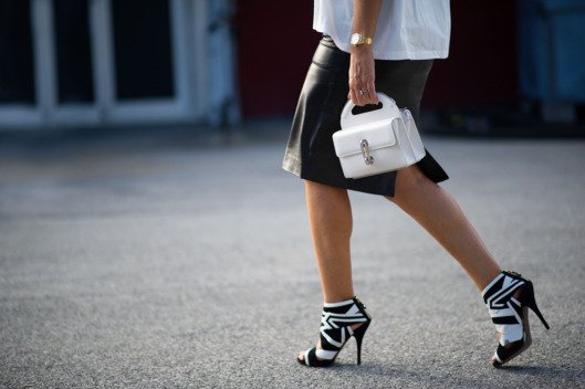 Αυτά είναι τα 5 ρούχα που κάνουν τις γυναίκες πιο ελκυστικές [εικόνες] | iefimerida.gr 1