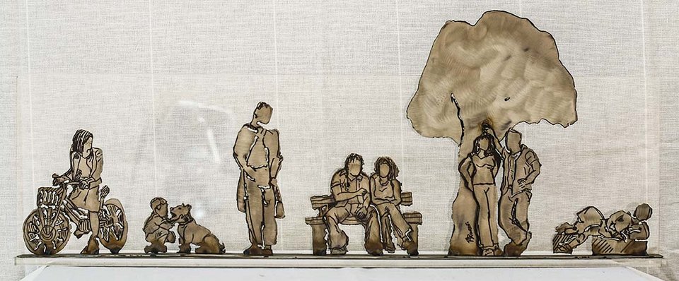 Τα ανάλαφρα γλυπτά της Χριστίνας Δουζένη στον χώρο τέχνης της Μαρίζας Φασιανού [εικόνες] | iefimerida.gr 1