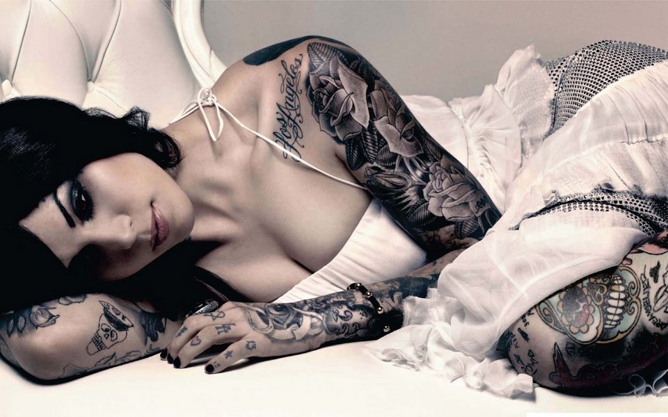 Kat Von D, ποια είναι η τρελή περσόνα που έκλεψε τον άντρα της Σάντρα Μπούλοκ [εικόνες] | iefimerida.gr 4