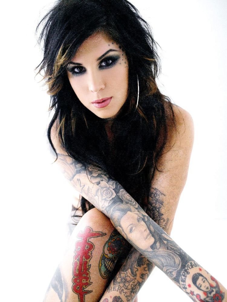 Kat Von D, ποια είναι η τρελή περσόνα που έκλεψε τον άντρα της Σάντρα Μπούλοκ [εικόνες] | iefimerida.gr 0