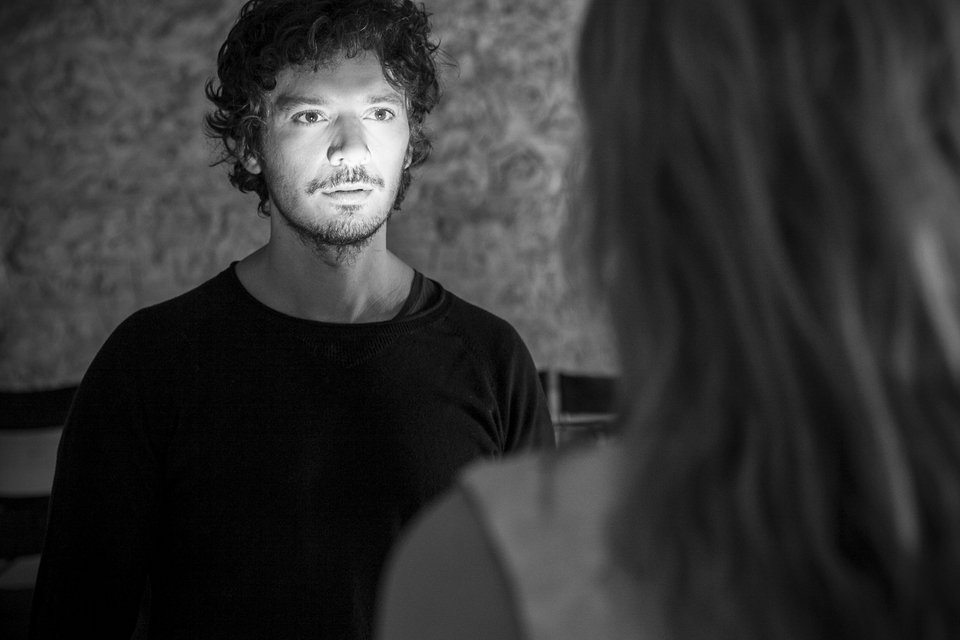 Η βραβευμένη Κατερίνα του Αύγουστου Κορτώ, ανεβαίνει ξανά, στο θέατρο Βασιλάκου [εικόνες, βίντεο] | iefimerida.gr 0