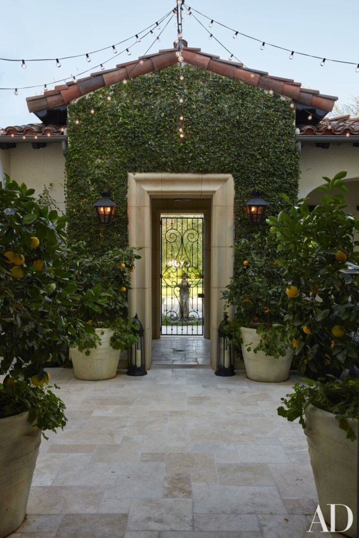 Το ασύλληπτο αρχοντικό της Κλόε Καρντάσιαν -Με ντουλάπα όσο δυο δωμάτια [εικόνες]  | iefimerida.gr 4