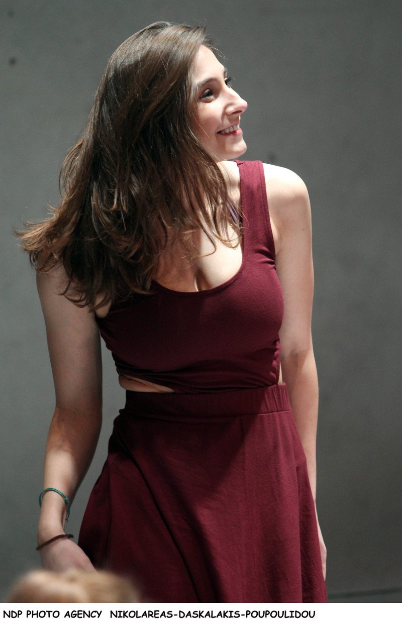 Η εκπληκτική ομοιότητα της κόρης του Αθερίδη με τον πατέρα της [εικόνες] | iefimerida.gr 10