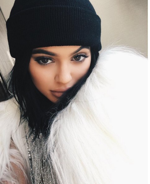 Το λάθος που κάνετε όταν βάφετε τα φρύδια σας -Ο μακιγιέρ της Κάιλι Τζένερ αποκαλύπτει [εικόνες] | iefimerida.gr 0