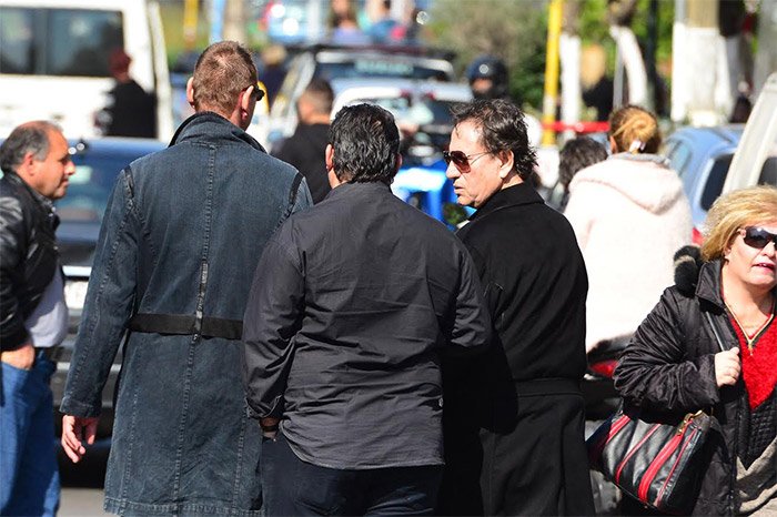 Συντετριμμένος ο Ρέμος στην κηδεία του Παντελίδη [εικόνες] | iefimerida.gr 2