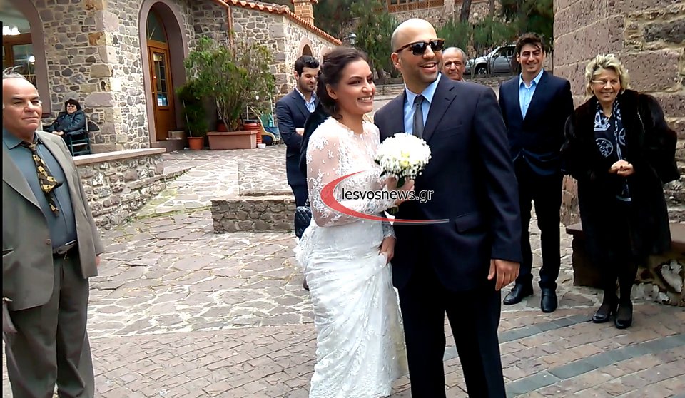 Παντρεύτηκε η Ειρήνη Μερκούρη -Με ξώπλατο σε μοναστήρι στη Λέσβο [εικόνες & βίντεο] | iefimerida.gr 4