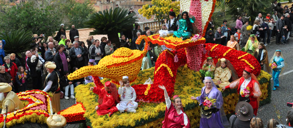 Εξυπνος τουρισμός: Οι Γάλλοι εφηύραν τον δρόμο της μιμόζας, στην Κυανή Ακτή [εικόνες] | iefimerida.gr 6