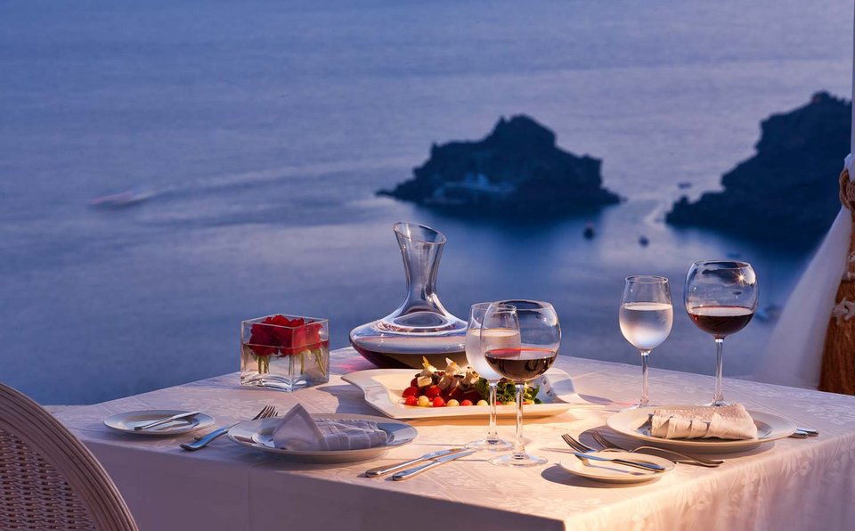 Ενα ελληνικό ξενοδοχείο στα 10 πιο... ερωτικά του κόσμου! [εικόνες]  | iefimerida.gr 7