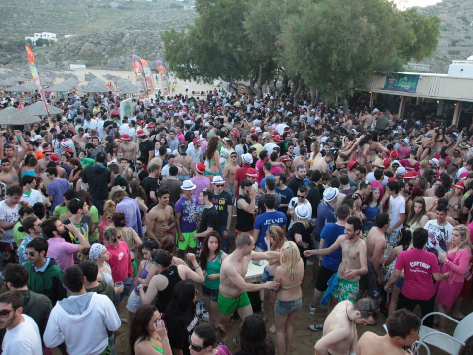 Business Insider: Πριν πεθάνετε, γλεντήστε στη Μύκονο -Ενα από τα καλύτερα μέρη του κόσμου για πάρτι [εικόνες] | iefimerida.gr 0