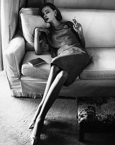 Η καλλονή μητέρα της Ούμα Θέρμαν -Θεά του '60, βουδίστρια [εικόνες] | iefimerida.gr 4