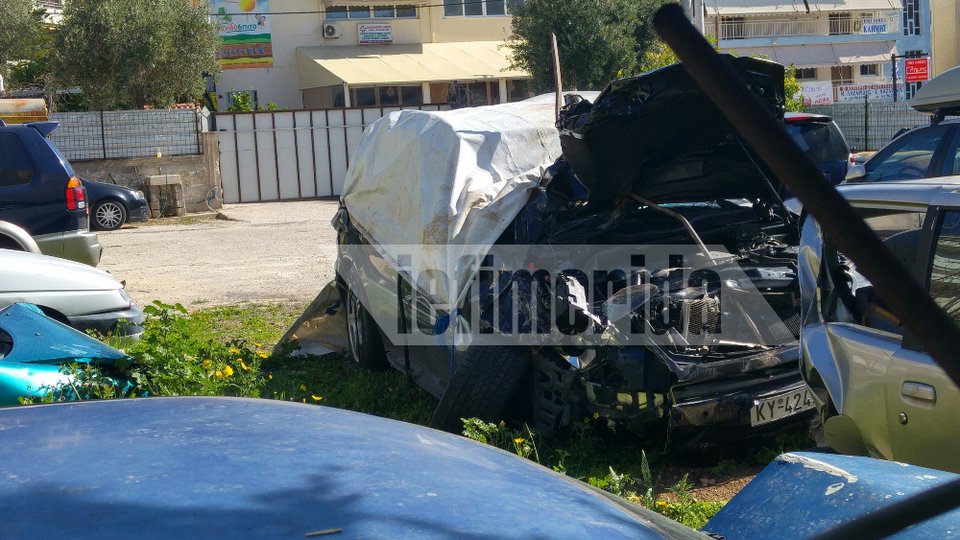 Το σμπαραλιασμένο τζιπ του Παντελίδη -Σίδερο διαπέρασε τη μηχανή και το παρμπρίζ [αποκλειστικές εικόνες] | iefimerida.gr 0