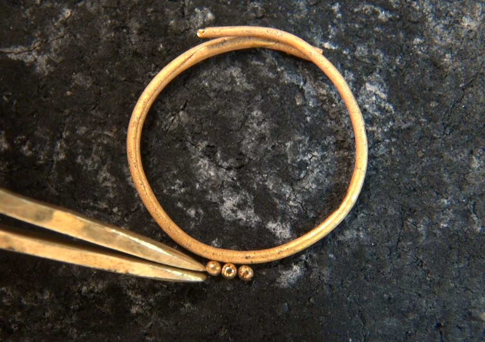 Βουτάμε μέσα στα αληθινά καλλιτεχνικά εργαστήρια των αρχαίων, στο Κυκλαδικό Μουσείο [εικόνες] | iefimerida.gr 6