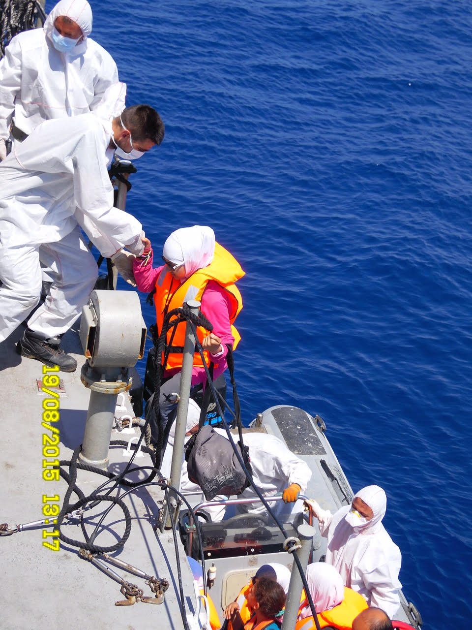 Το Πολεμικό Ναυτικό στις επιχειρήσεις διάσωσης των προσφύγων -Εντεκα πλοία οργώνουν τη θάλασσα [εικόνες] | iefimerida.gr 3