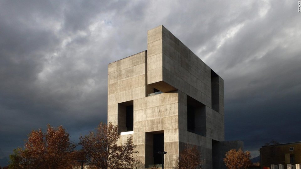 Ο 48χρονος Χιλιανός νικητής των Οσκαρ αρχιτεκτονικής -Τα εκπληκτικά κτίρια που έφτιαξε [εικόνες & βίντεο] | iefimerida.gr 7