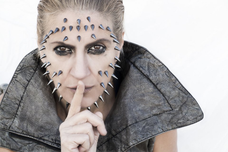 Ο Ριχάρδος Γ' είναι γυναίκα-Στο Σύγχρονο Θέατρο το αριστούργημα του Σαίξπηρ, αλλιώς [εικόνες] | iefimerida.gr 2