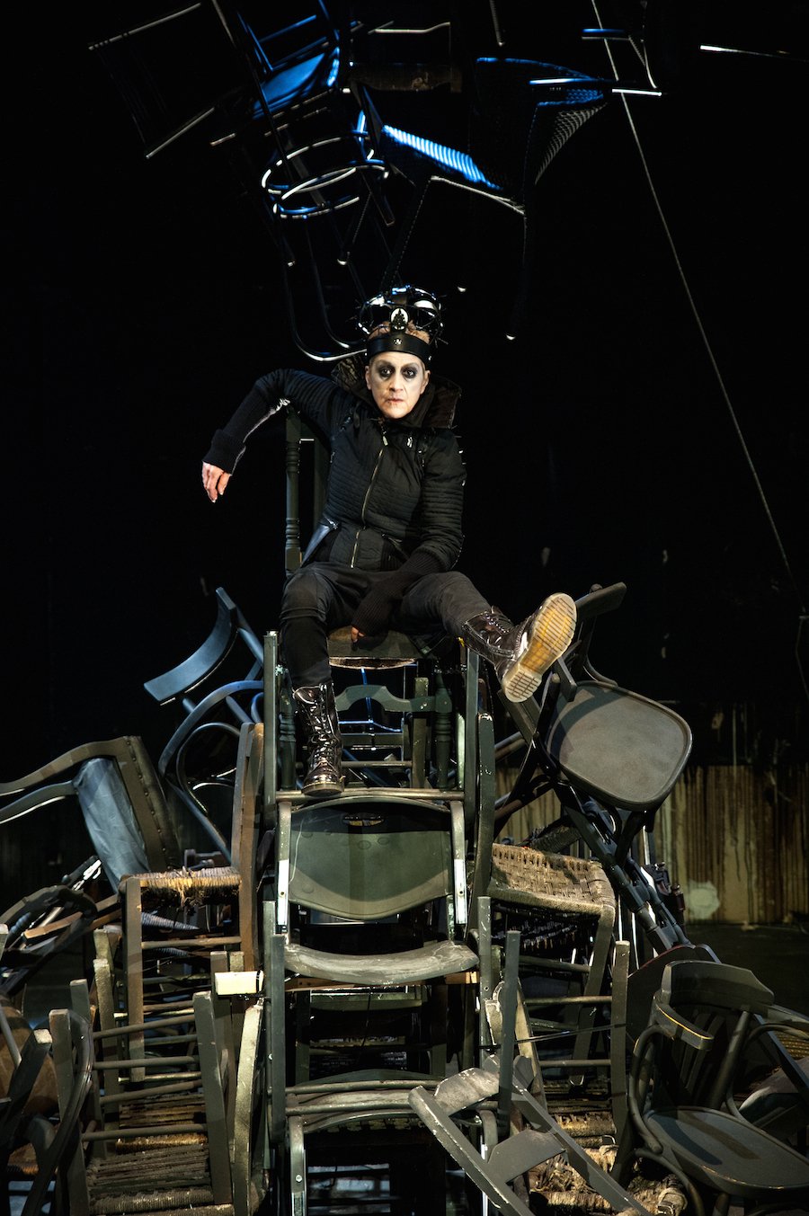 Ο Ριχάρδος Γ' είναι γυναίκα-Στο Σύγχρονο Θέατρο το αριστούργημα του Σαίξπηρ, αλλιώς [εικόνες] | iefimerida.gr 0