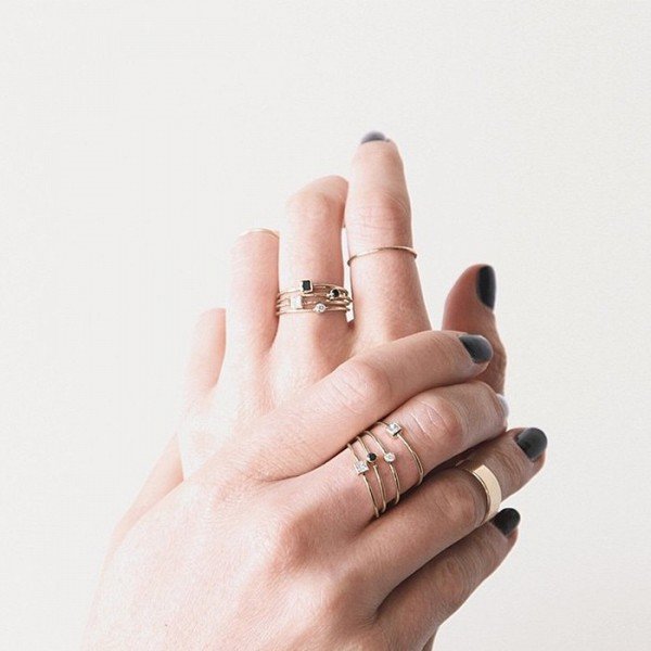 Το μονό δαχτυλίδι είναι πασέ -Οι fashion bloggers φορούν πολλά μαζί, σε όλα τα δάχτυλα [εικόνες] | iefimerida.gr 8