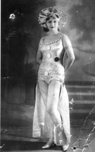 Ζωζώ Νταλμάς, η ξανθιά Ελληνίδα ερωμένη του Κεμάλ Ατατούρκ [εικόνες] | iefimerida.gr 4