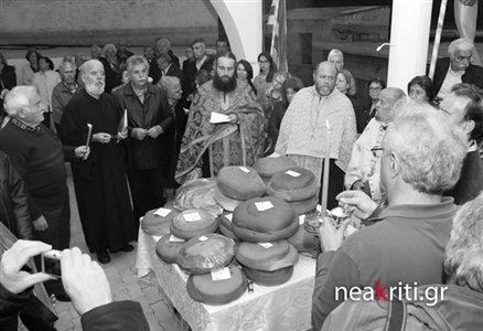 Κρήτη: «Αναδύθηκε» εκκλησία που είχε βυθιστεί στα νερά φράγματος -Αδειασε από νερά, λειτούργησε ξανά [εικόνες & βίντεο] | iefimerida.gr 3