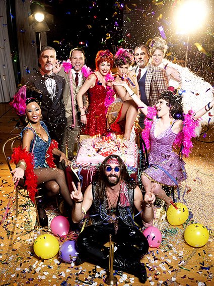 Sweet Charity η Σμαράγδα Καρύδη-Απίστευτη μεταμόρφωση της ηθοποιού [εικόνες] | iefimerida.gr 4