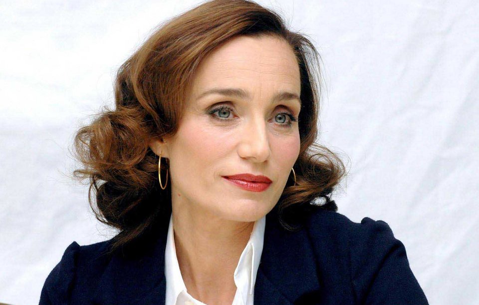 Γιατί οι Αγγλίδες ντύνονται απαίσια -Η Κρίστιν Σκοτ Τόμας εξηγεί [εικόνες]  | iefimerida.gr 3