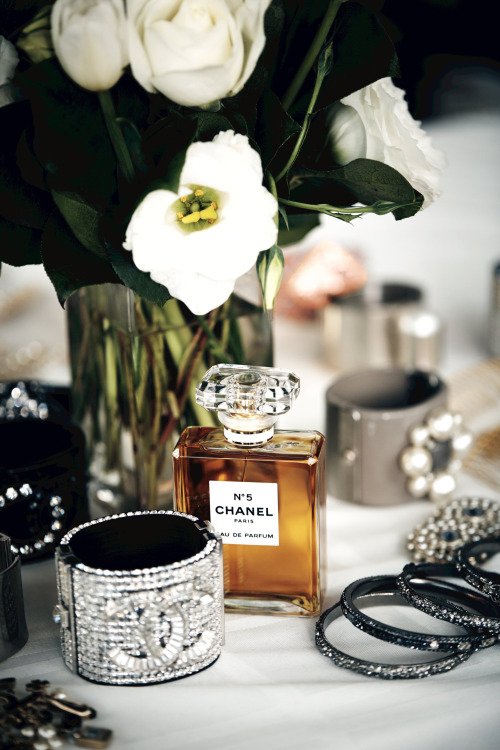 Chanel No 5, Opium, Shalimar -Οι σκανδαλιστικές ιστορίες πίσω από τη δημιουργία τους [εικόνες]  | iefimerida.gr 1