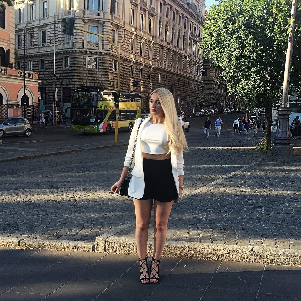 Η Παριανή που σάρωσε σε διαγωνισμό μόδας -Η μόλις 21 ετών Βάλια Καστρούνη [εικόνες] | iefimerida.gr 3