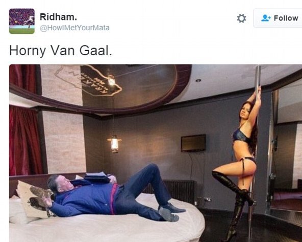 To Τwitter «γλεντάει» τον Φαν Χάαλ -Για τη βουτιά μπροστά στον διαιτητή [εικόνες] | iefimerida.gr 4